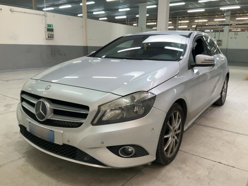 Mercedes-Benz A-Klasse A 180 CDI BlueEfficiency Urban 2014 – снимка 1