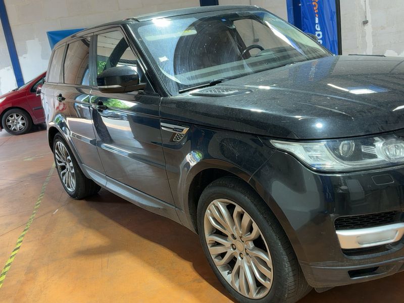 Land Rover Range Rover Sport 3.0 SD V6 Hybrid HSE 2015 – снимка 12