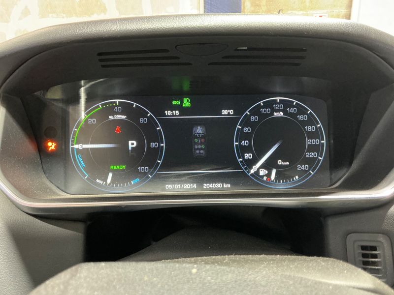 Land Rover Range Rover Sport 3.0 SD V6 Hybrid HSE 2015 – снимка 18