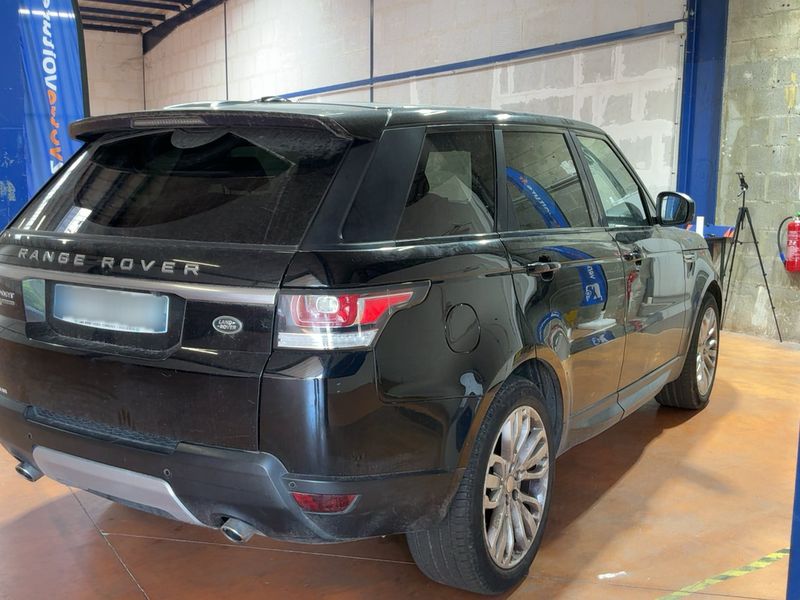 Land Rover Range Rover Sport 3.0 SD V6 Hybrid HSE 2015 – снимка 8
