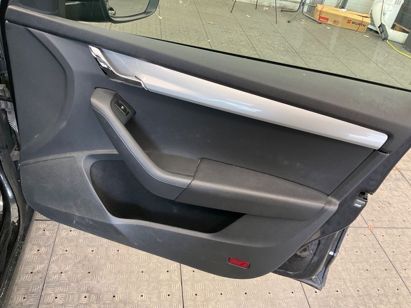 Skoda Octavia 2.0 TDI Ambition 2015 – снимка 46