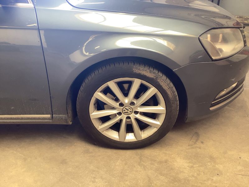 Volkswagen Passat 1.6 TDI Highline BlueMotion Tech 2013 – снимка 11