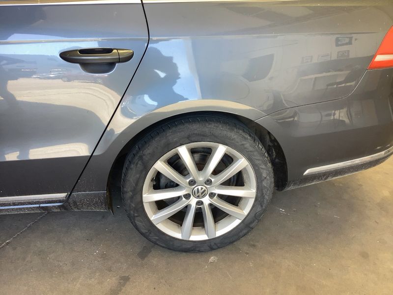Volkswagen Passat 1.6 TDI Highline BlueMotion Tech 2013 – снимка 5