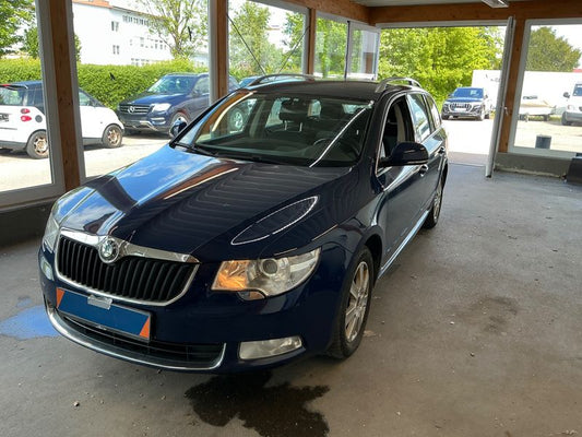 Skoda Superb 2.0 TDI Ambition 2010 – снимка 1