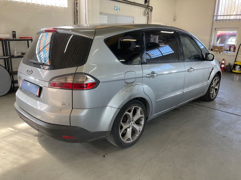 Ford S-Max 2.0 TDCi Titanium 2009 – снимка 2