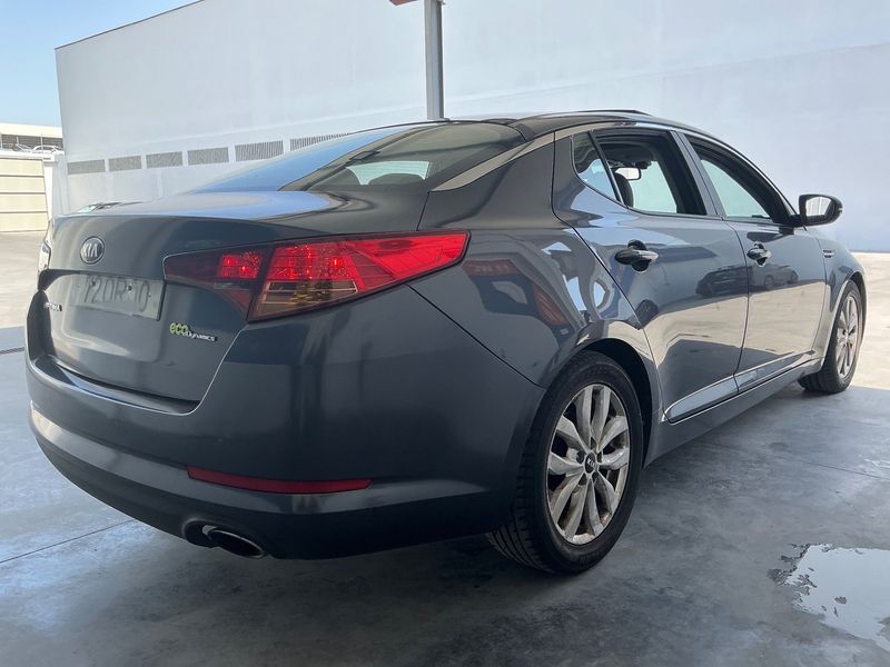 Kia Optima 1.7 CRDi Edition 7 2014 – снимка 6