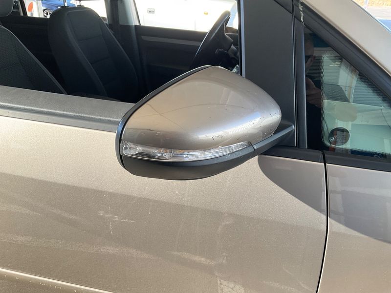 Volkswagen Touran 2.0 TDI Advance BlueMotion Tech 2014 – снимка на щета 41