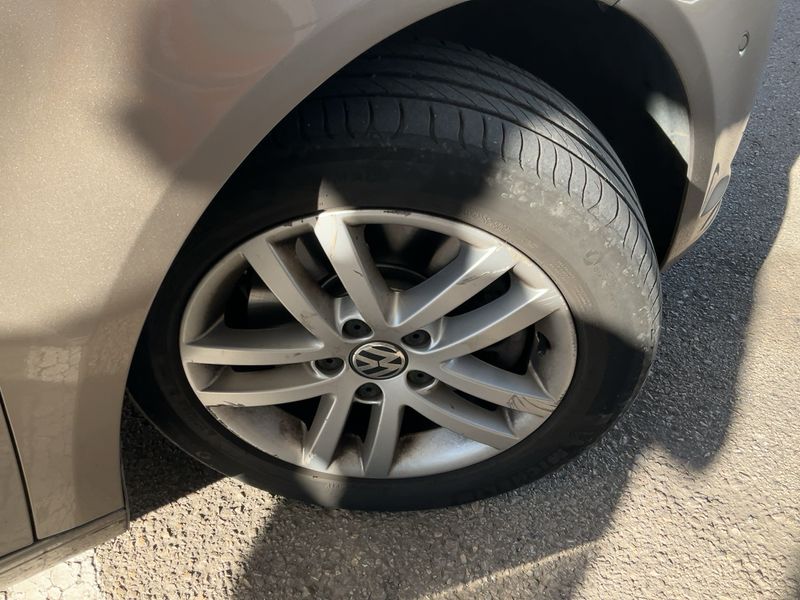 Volkswagen Touran 2.0 TDI Advance BlueMotion Tech 2014 – снимка на щета 11