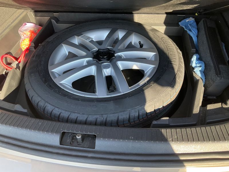 Volkswagen Touran 2.0 TDI Advance BlueMotion Tech 2014 – снимка 33