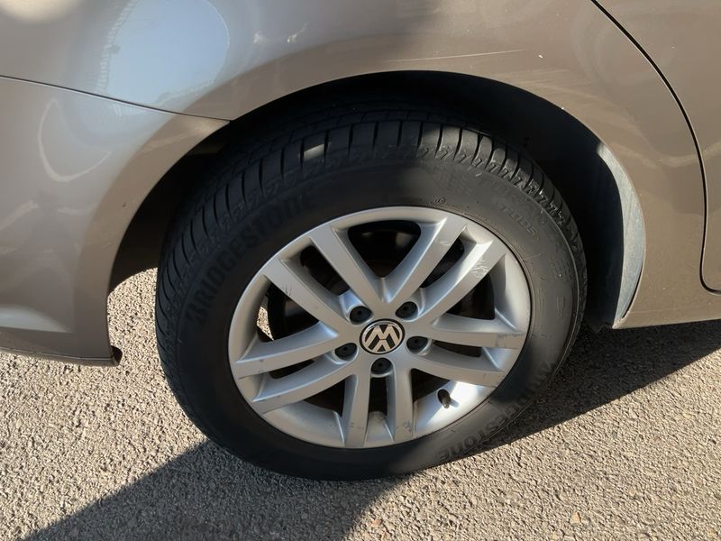 Volkswagen Touran 2.0 TDI Advance BlueMotion Tech 2014 – снимка на щета 9