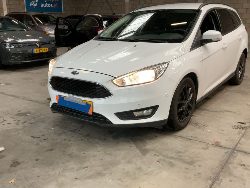 Ford Focus 1.0 EcoBoost Business 2016 – снимка 1