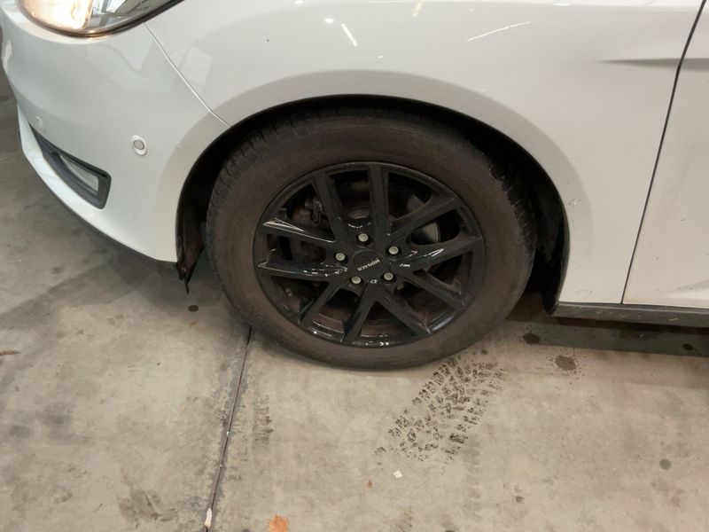 Ford Focus 1.0 EcoBoost Business 2016 – снимка 3