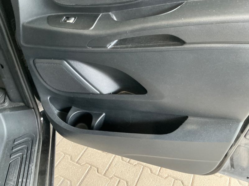 Mercedes-Benz Vito 119 CDI lang 4Matic 2019 – снимка 36