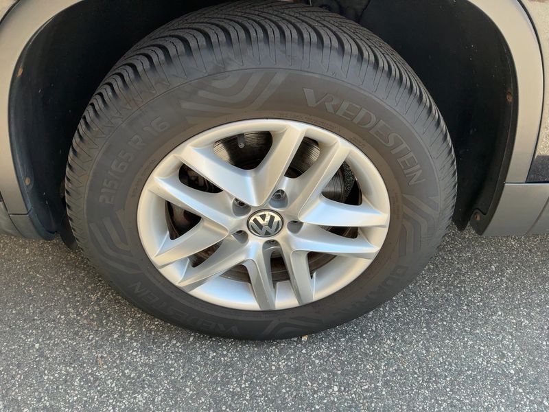 Volkswagen Tiguan 2.0 TDI Life BlueMotion Tech 2013 – снимка 3