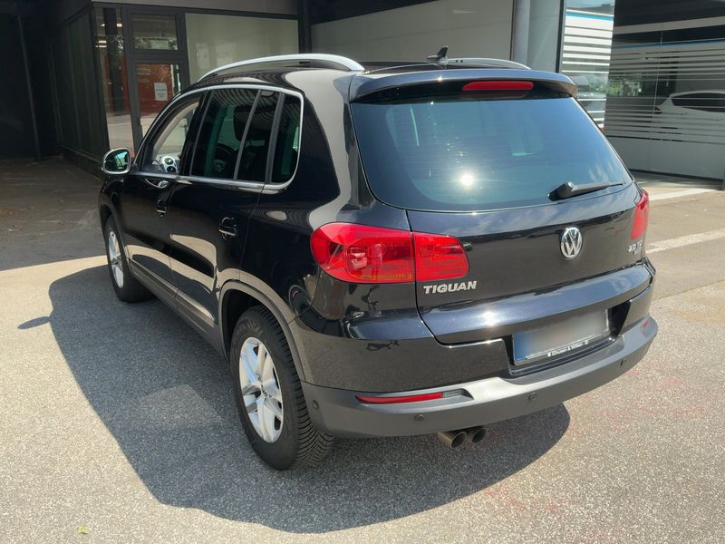 Volkswagen Tiguan 2.0 TDI Life BlueMotion Tech 2013 – снимка 6