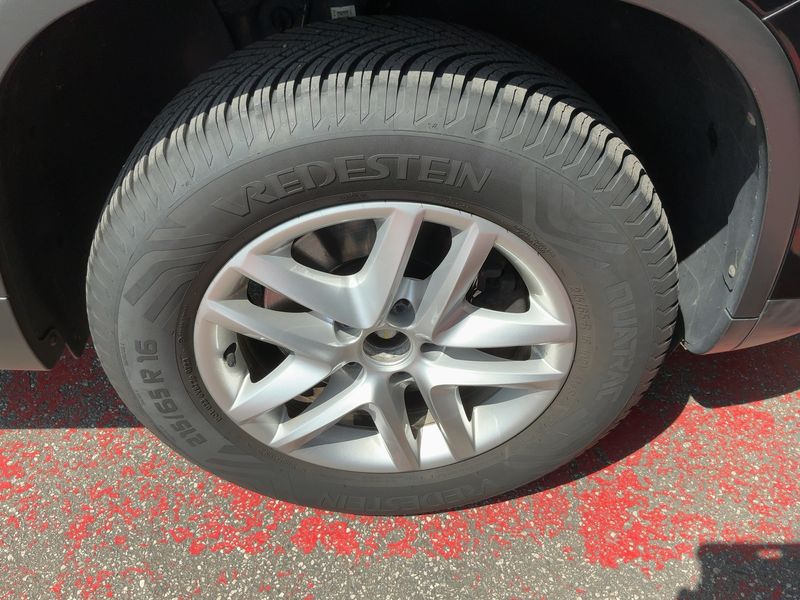 Volkswagen Tiguan 2.0 TDI Life BlueMotion Tech 2013 – снимка 11