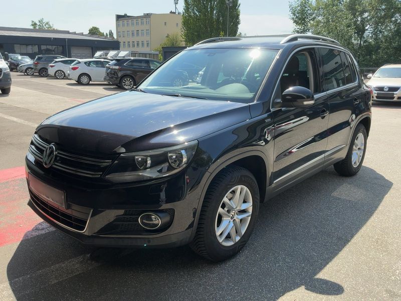 Volkswagen Tiguan 2.0 TDI Life BlueMotion Tech 2013 – снимка 1