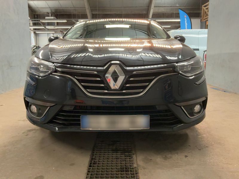 Renault Megane 1.6 dCi Energy Intens 2017 – снимка 14