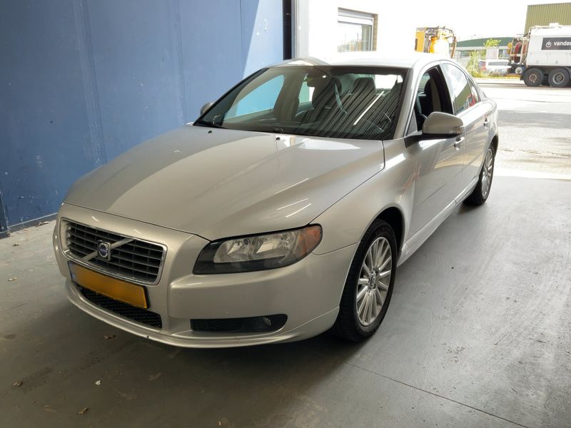 Volvo S80 2.4 D5 Momentum 2007 – снимка 1
