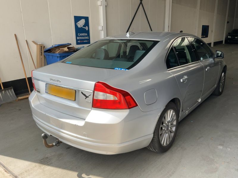 Volvo S80 2.4 D5 Momentum 2007 – снимка 8