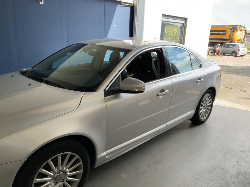 Volvo S80 2.4 D5 Momentum 2007 – снимка 2