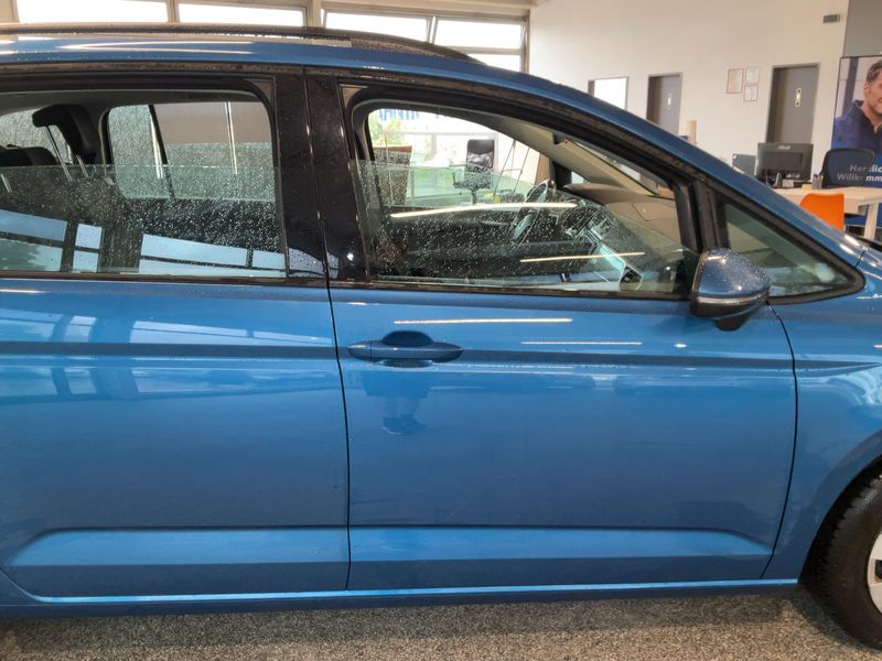Volkswagen Touran 1.6 TDI Trendline BlueMotion Tech 2019 – снимка 10