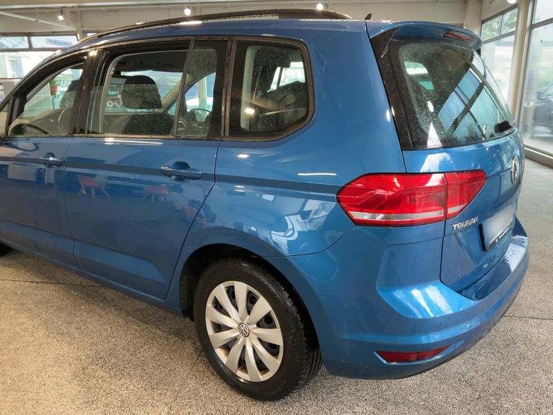 Volkswagen Touran 1.6 TDI Trendline BlueMotion Tech 2019 – снимка 6