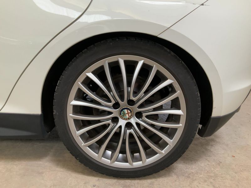 Alfa Romeo Giulietta 2.0 JTDM Turismo 2013 – снимка 5