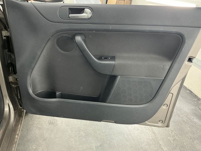 Volkswagen Golf VI Plus 1.2 TSI Match 2013 – снимка 30
