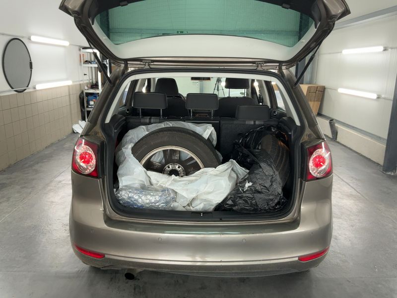 Volkswagen Golf VI Plus 1.2 TSI Match 2013 – снимка 16
