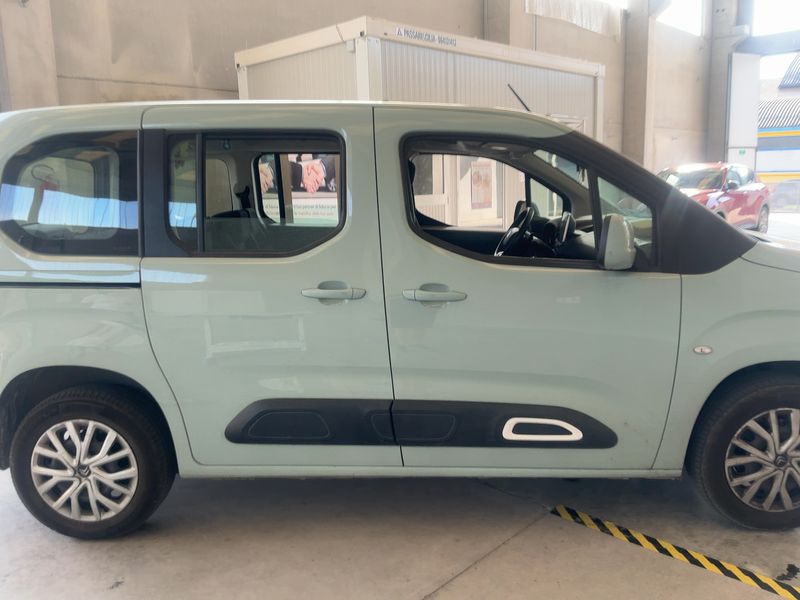 Citroen Berlingo 1.5 Blue-HDi Feel MPV M 2021 – снимка на щета 10