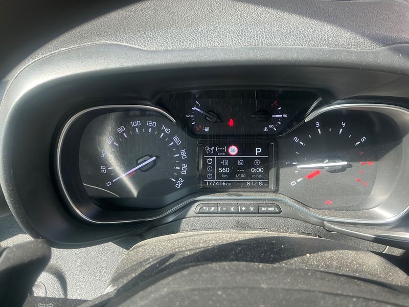 Citroen Berlingo 1.5 Blue-HDi Feel MPV M 2021 – снимка 18
