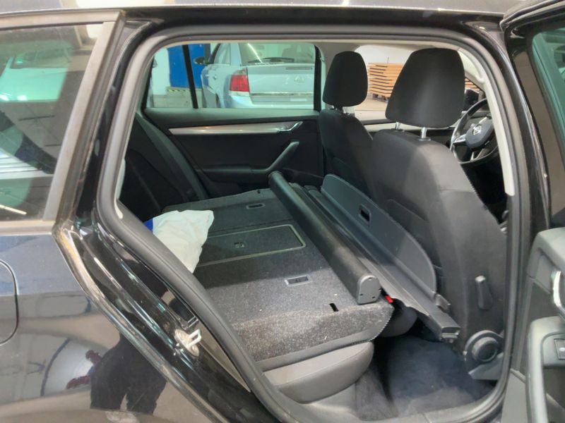 Skoda Octavia 2.0 TDI Ambition 2016 – снимка 20