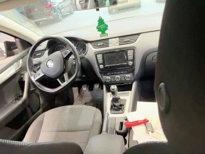 Skoda Octavia 2.0 TDI Ambition 2016 – снимка 18