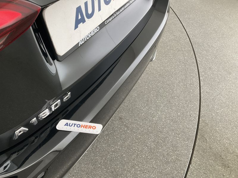 Mercedes-Benz A-Klasse A 180 d Sport 2019 – снимка 30