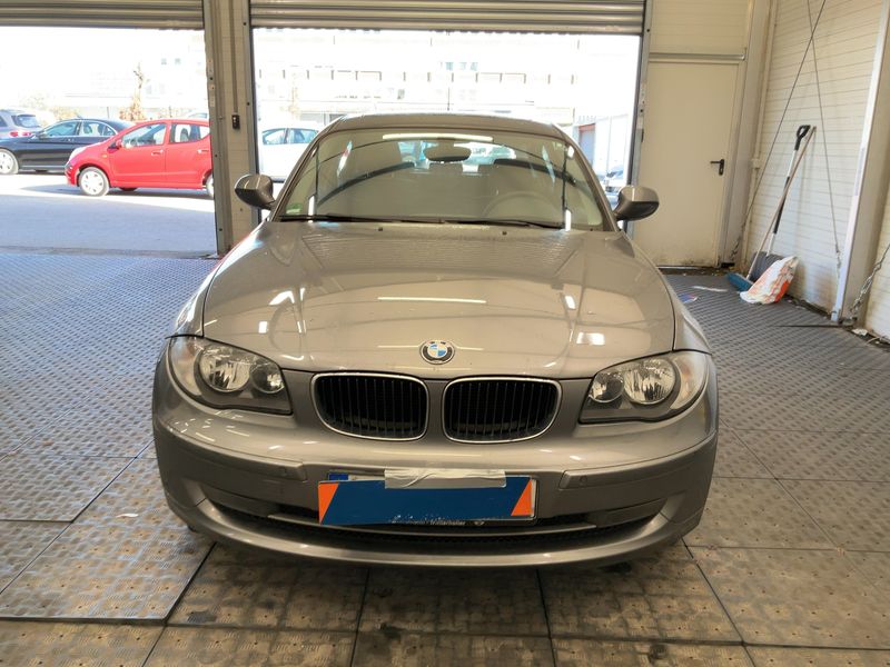 BMW 1er 120i 2010 – снимка 14