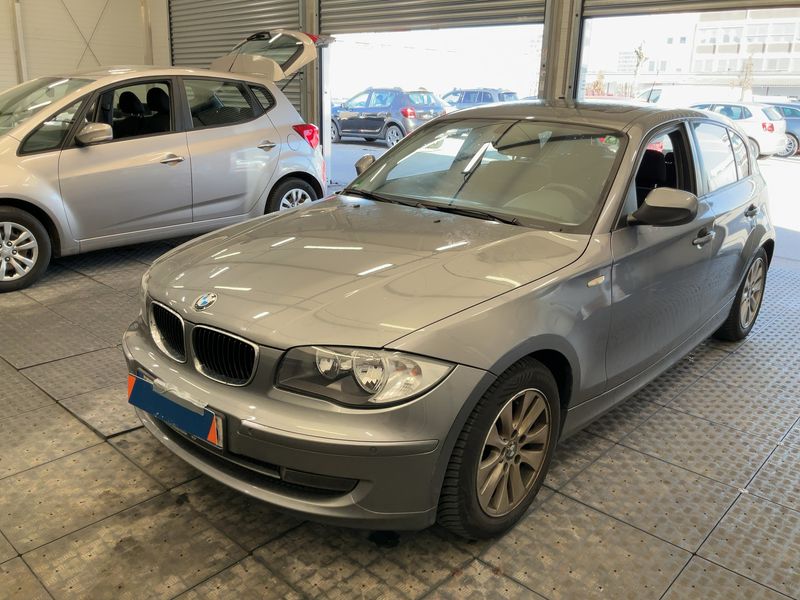 BMW 1er 120i 2010 – снимка 1