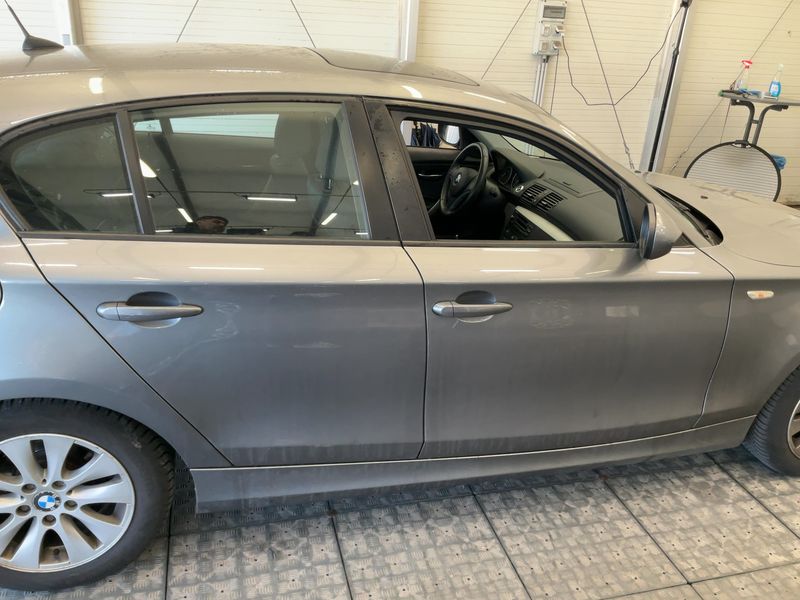 BMW 1er 120i 2010 – снимка 10