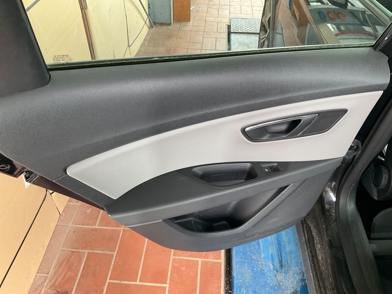 Seat Leon 2.0 TDI X-Perience 4Drive 2015 – снимка 41
