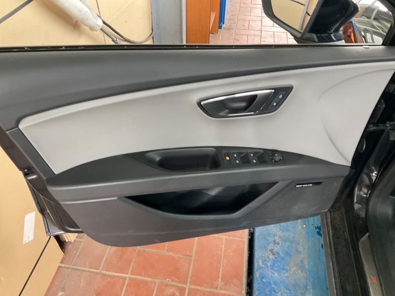 Seat Leon 2.0 TDI X-Perience 4Drive 2015 – снимка 34