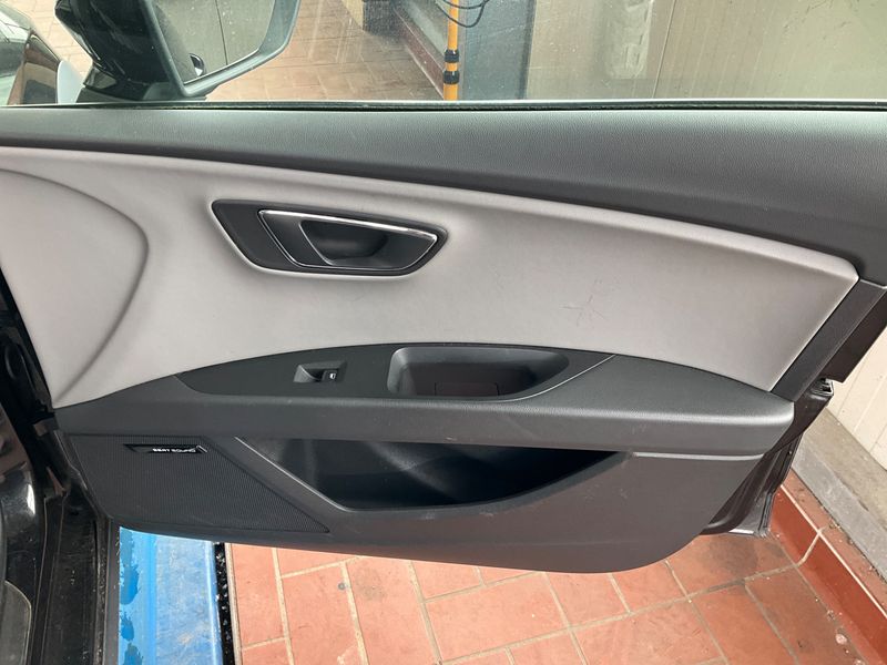 Seat Leon 2.0 TDI X-Perience 4Drive 2015 – снимка 36