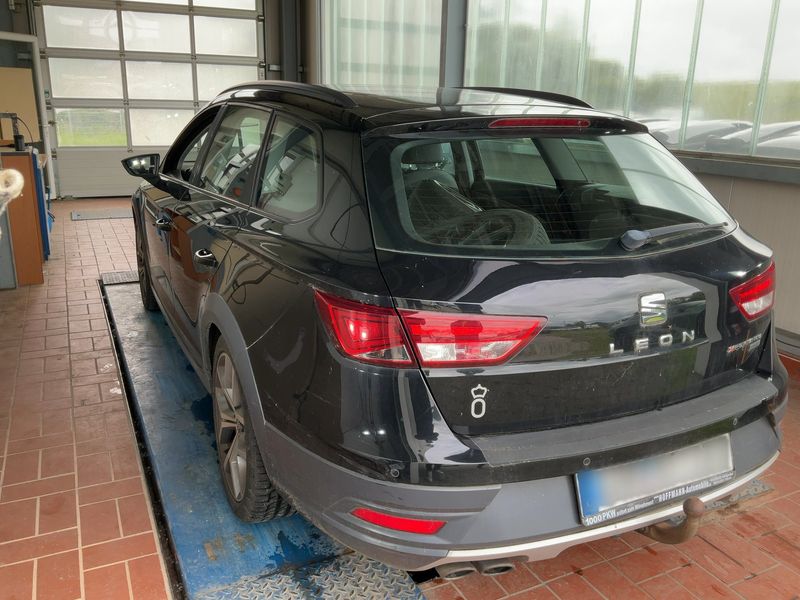 Seat Leon 2.0 TDI X-Perience 4Drive 2015 – снимка 6