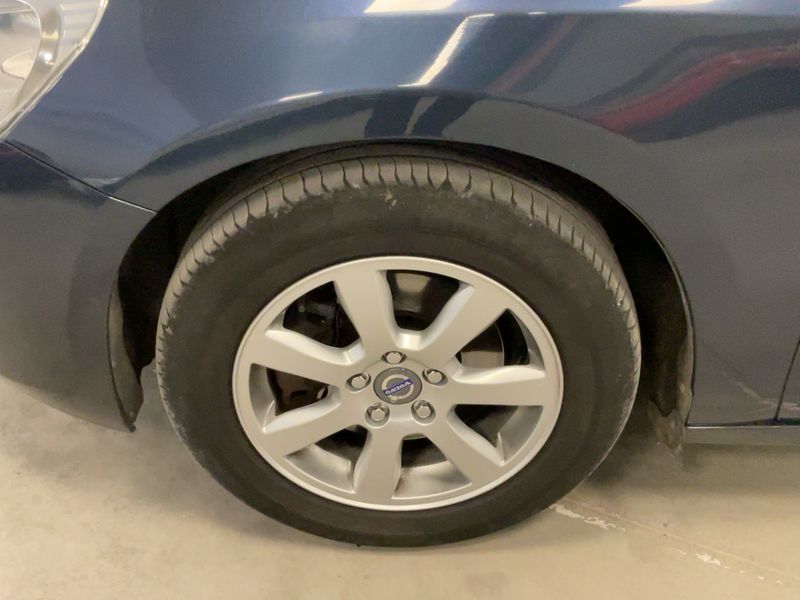 Volvo V60 1.6 D Kinetic 2013 – снимка 3