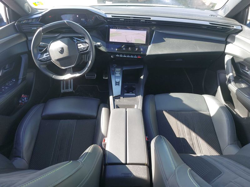 Peugeot 308 1.2 PureTech GT Pack 2022 – снимка 11