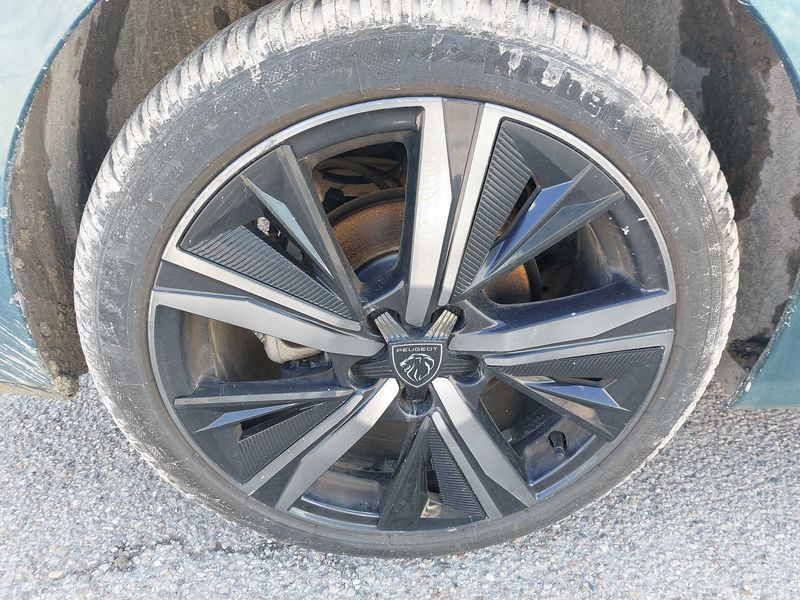 Peugeot 308 1.2 PureTech GT Pack 2022 – снимка 31