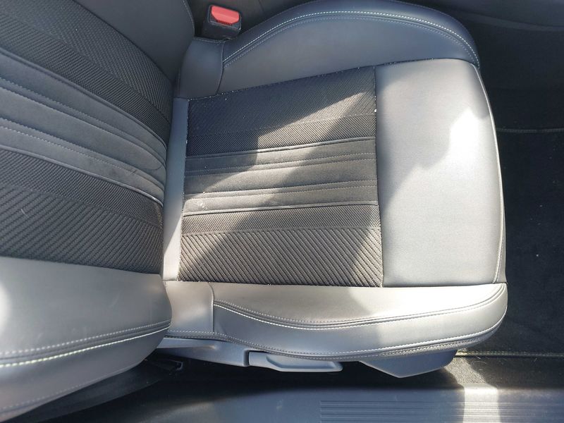 Peugeot 308 1.2 PureTech GT Pack 2022 – снимка 73