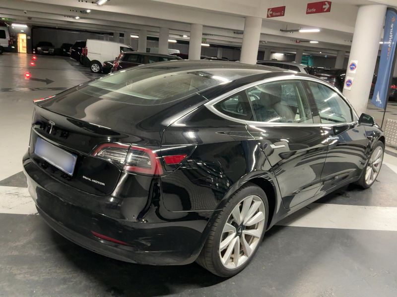 Tesla Model 3 Long Range Dual Long Range Dual AWD 2019 – снимка 8