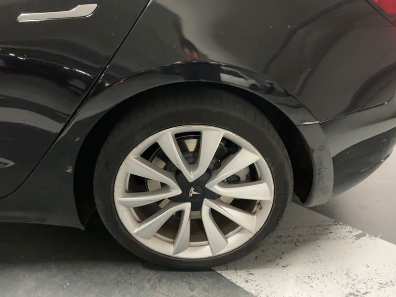 Tesla Model 3 Long Range Dual Long Range Dual AWD 2019 – снимка 5