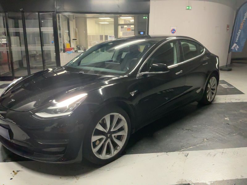 Tesla Model 3 Long Range Dual Long Range Dual AWD 2019 – снимка 2