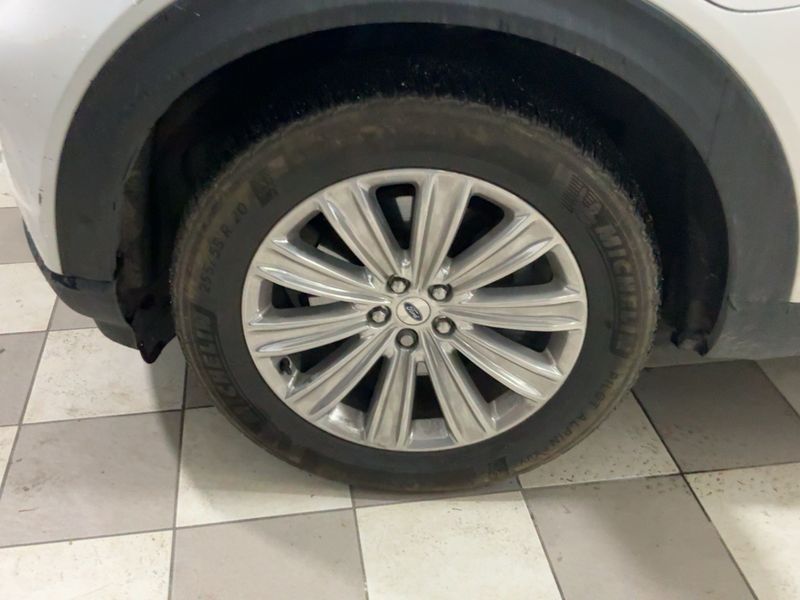 Ford Explorer 3.0 Plug-in Hybrid 4x4 Platinium 2022 – снимка 3